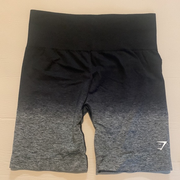 Gymshark Ombre Shorts - Picture 6 of 9